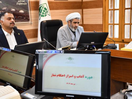 برگزاری دوره آموزشی آداب و اسرار احکام نماز 