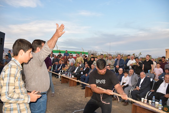 هفتمین جشنواره «سماق قرمز» شهرستان هوراند