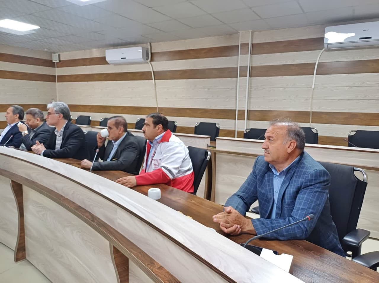 تأکید بر خدمات‌رسانی ماندگار به جامعه عشایری در جلسه شورای عشایری شهرستان اهر