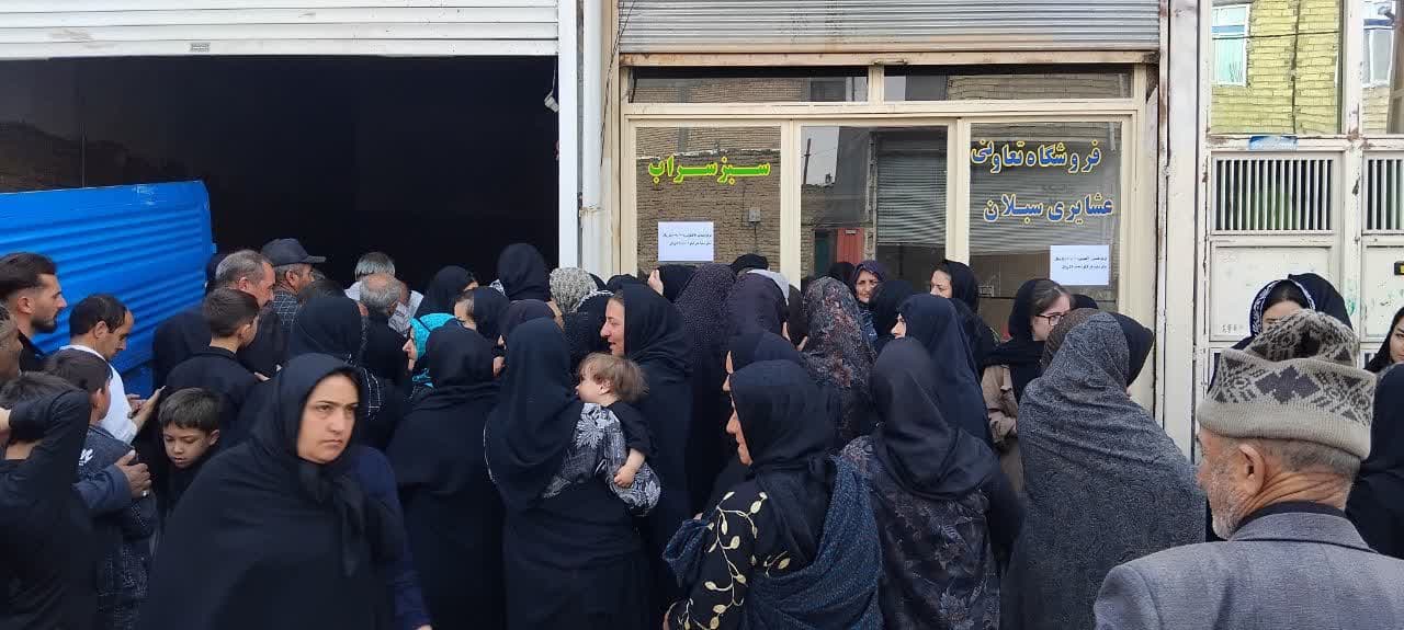 توزیع شکر و برنج تنظیم بازار در مناطق عشایری سراب  