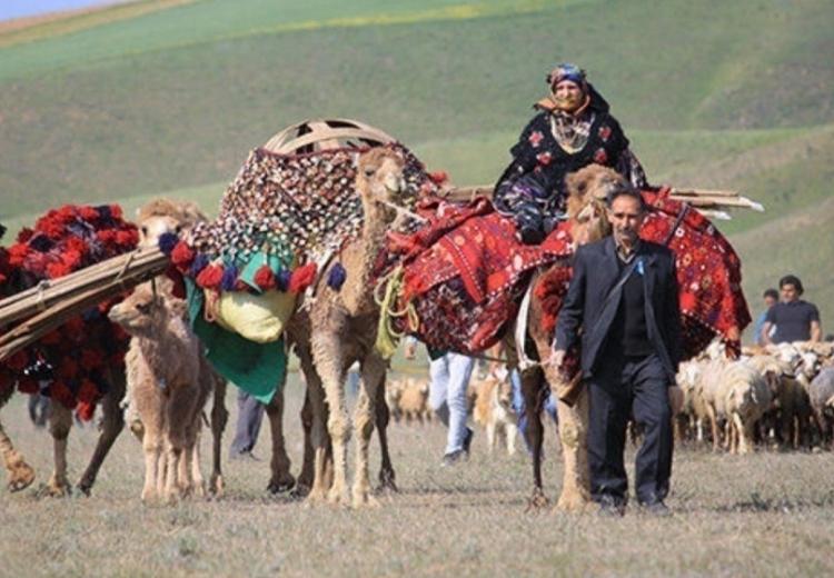 سرپرست اداره کل امور عشایر آذربایجان شرقی گفت: عشایر سهند پس از سه ماه حضور در ییلاق به مناطق قشلاقی استان‌های آذربایجان شرقی و غربی بازگشتند.