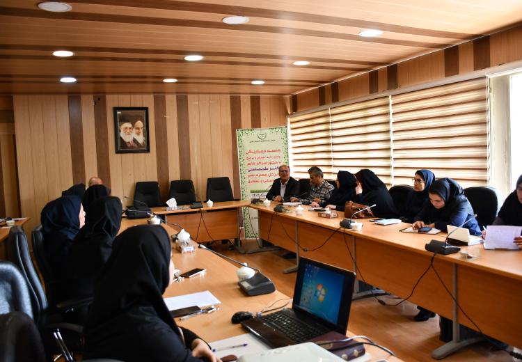 تأکید بر آموزش زنان عشایری در برنامه‌های سال ۱۴۰۴
