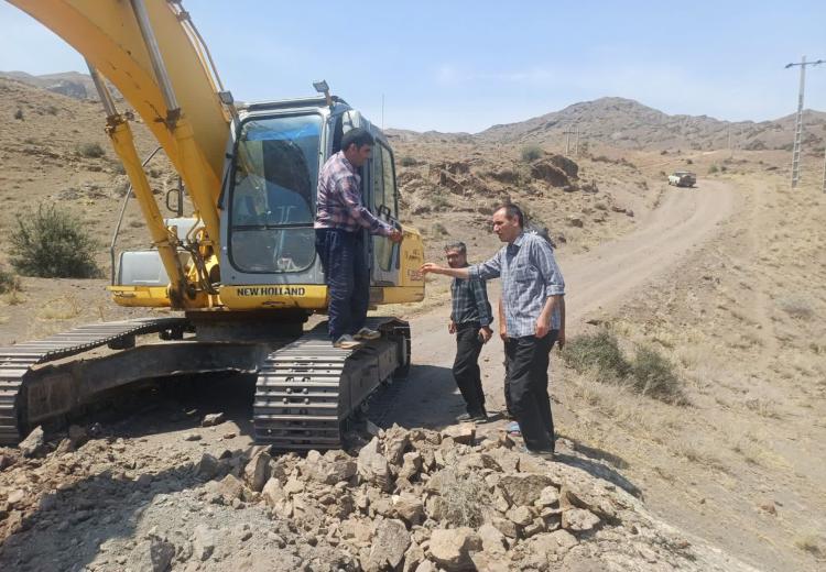 بازدید از پروژه بهسازی راه مواصلاتی قشلاق ترکلان  شهرستان اهر