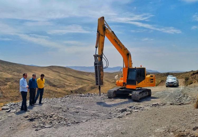 اجرای عملیات حذف نقاط حادثه‌خیز در راه‌های ییلاقی باتمان چرک هریس