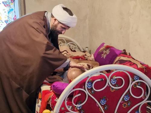 عیادت سرپرست اداره امور عشایر شهرستان اهر از بیمار عشایری در قشلاق بالشقلاقی